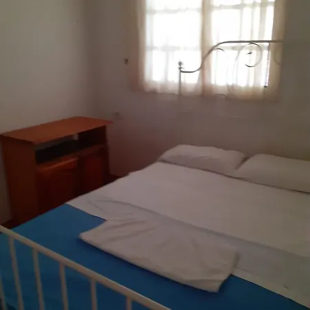 Hostel Tenerife Alberge Juvenil Лос Кристианос